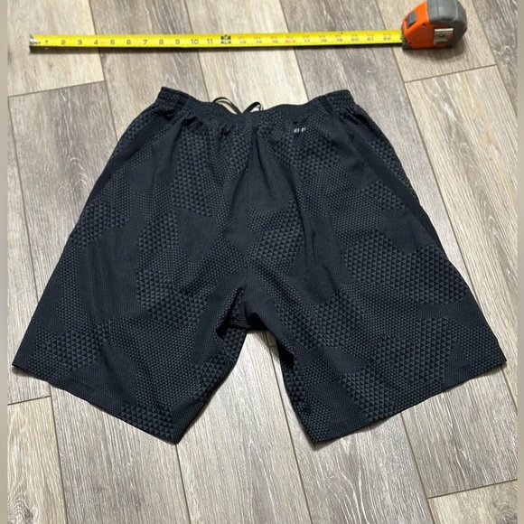 🖤 men’s Nike Dri - Fit shorts with inner shorts new condition. - Picture 6 of 8